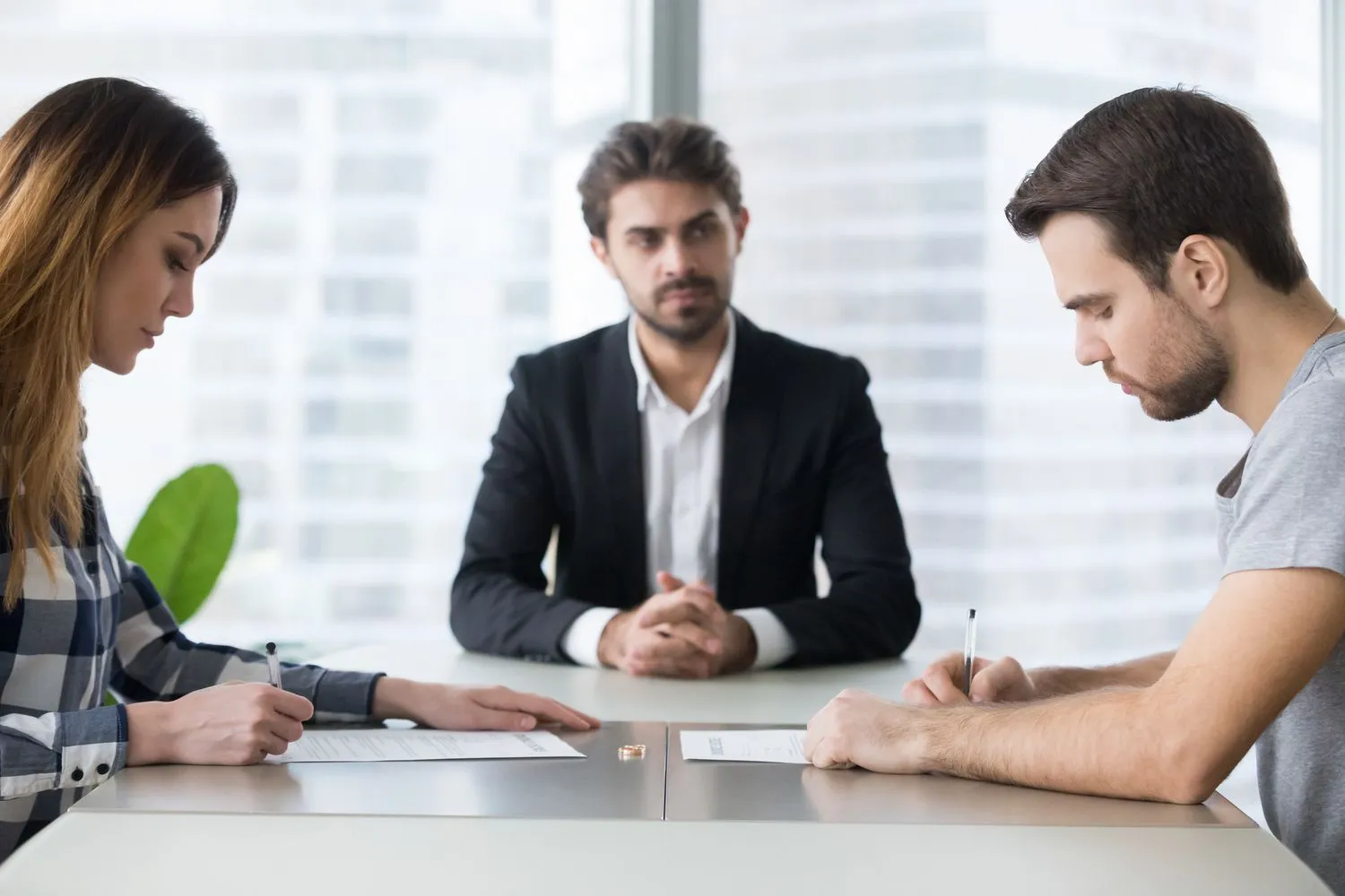 How EH Mediation Guides Couples Toward Fair and Balanced Outcomes Greater Manchester